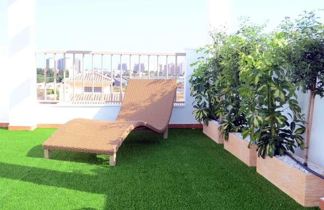 4 sypialnia Willa na sprzedaż w La Manga del Mar Menor z garażem - 389 000 € (Ref: 8893611)