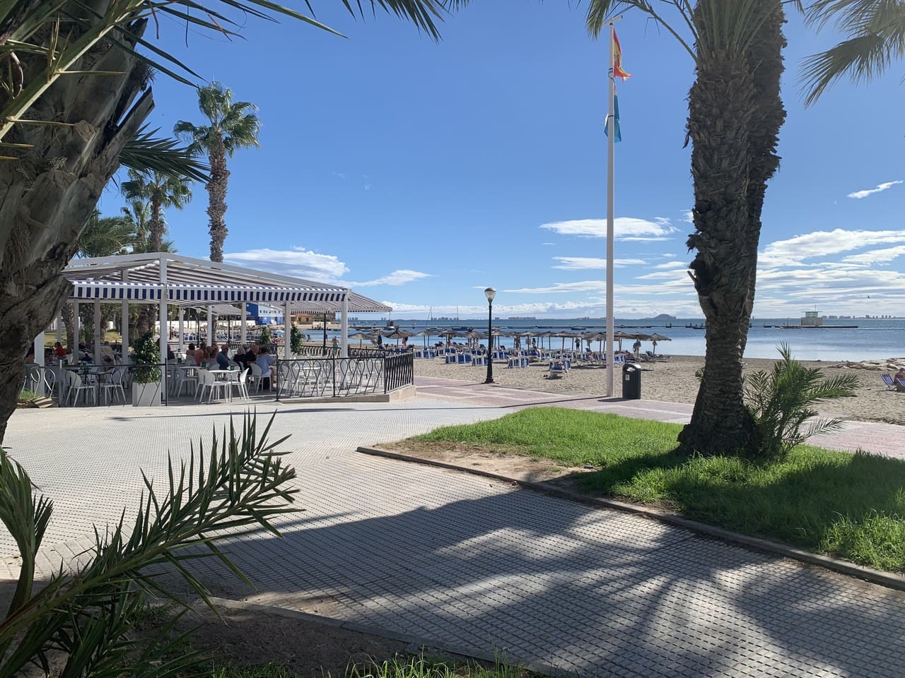 3 quarto Moradia para venda em Los Alcazares com piscina - 659 000 € (Ref: 8893613)