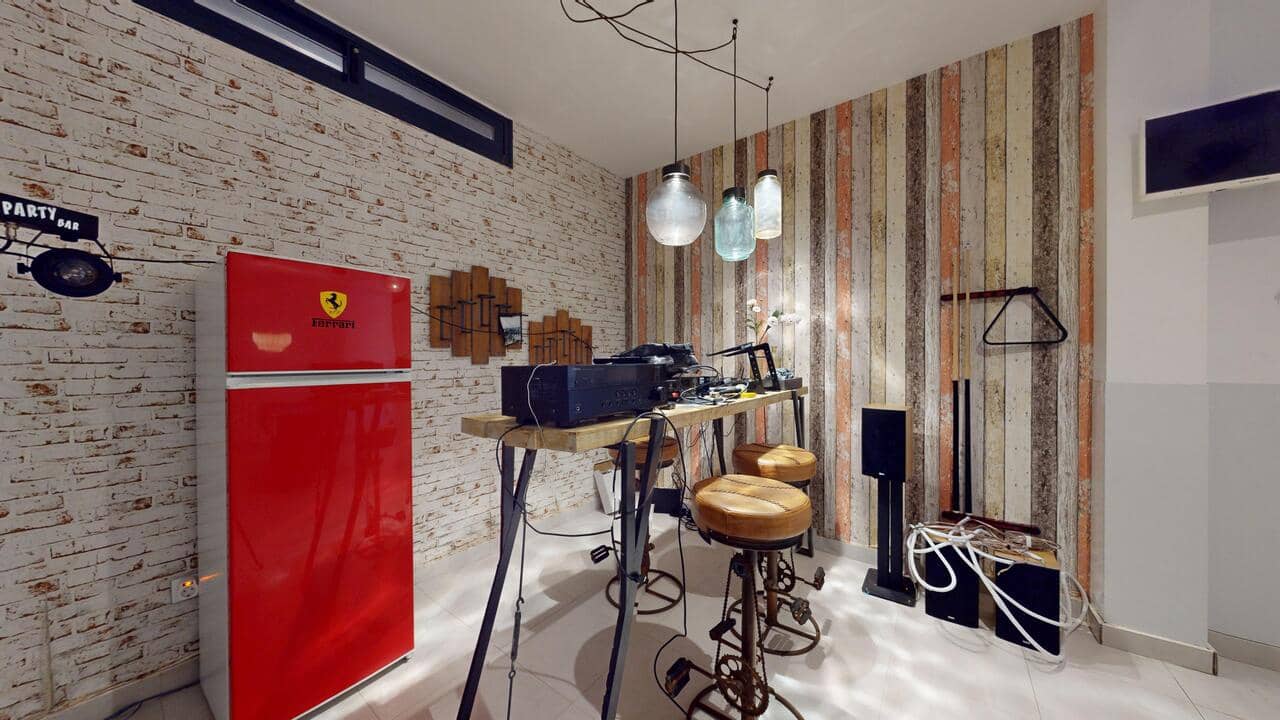 4 soverom Villa til salgs i Playa Honda med svømmebasseng garasje - € 599 000 (Ref: 8893627)