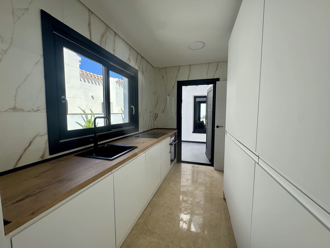 3 soveværelse Villa til salg i Banos y Mendigo med swimmingpool - € 440.000 (Ref: 8895753)