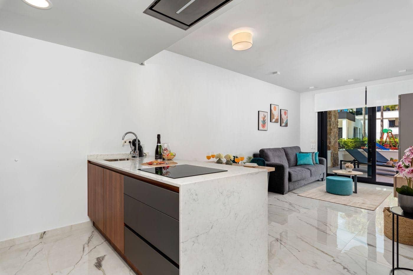 2 bedroom Apartment for sale in Orihuela Costa with pool garage - € 299,000 (Ref: 8952001)