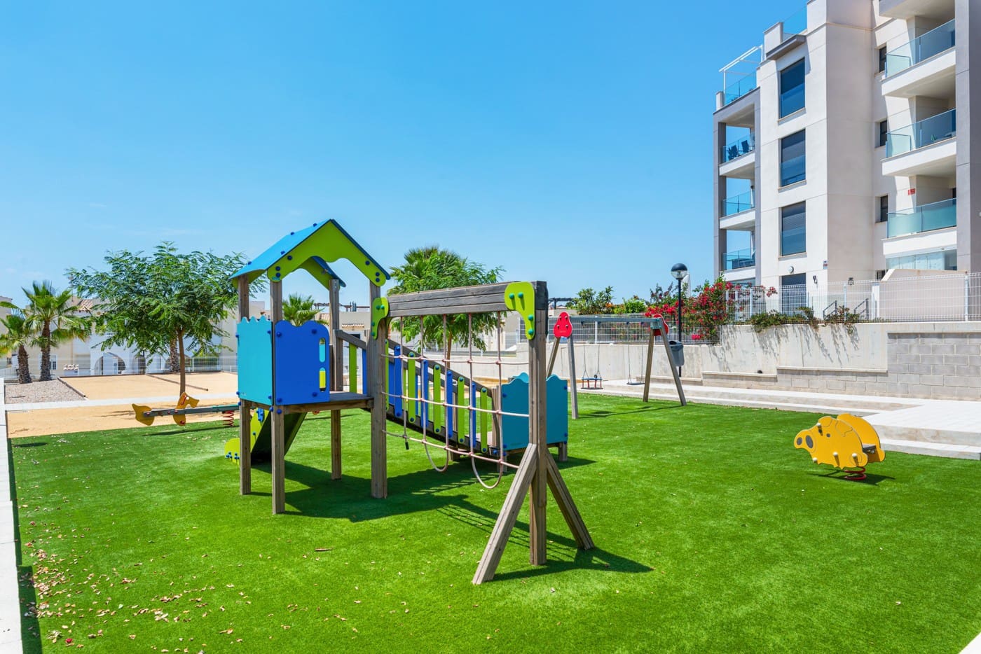 2 bedroom Apartment for sale in Orihuela Costa with pool garage - € 239,000 (Ref: 8952002)