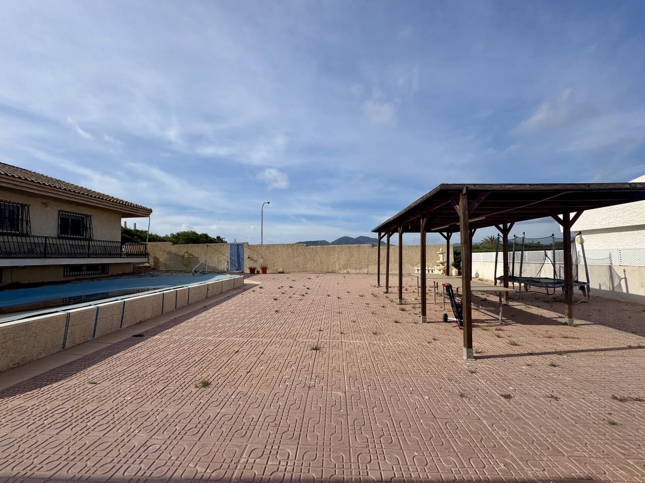 5 soveværelse Villa til salg i Mar de Cristal med swimmingpool garage - € 465.000 (Ref: 9028389)