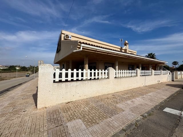 5 soveværelse Villa til salg i Mar de Cristal, Cartagena med swimmingpool garage - € 465.000 (Ref: 9028389)