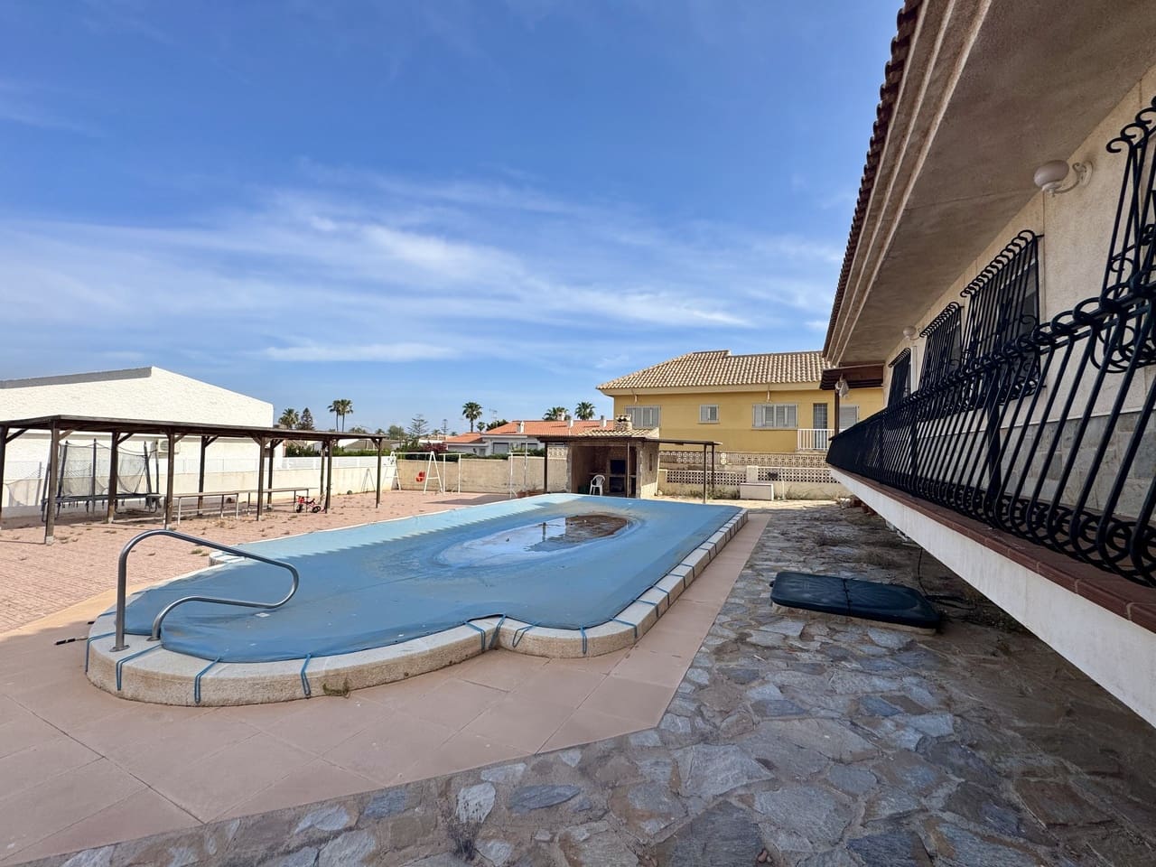 5 soveværelse Villa til salg i Mar de Cristal med swimmingpool garage - € 465.000 (Ref: 9028389)