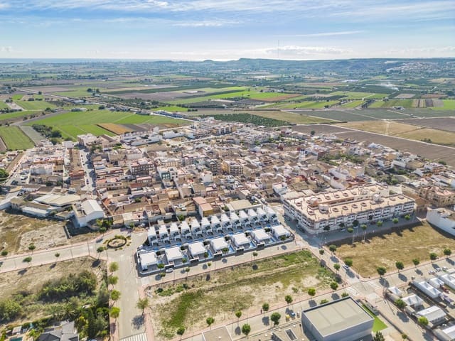Apartamento de 3 habitaciones en Los Alcázares en venta con garaje - 499.900 € (Ref: 9215564)