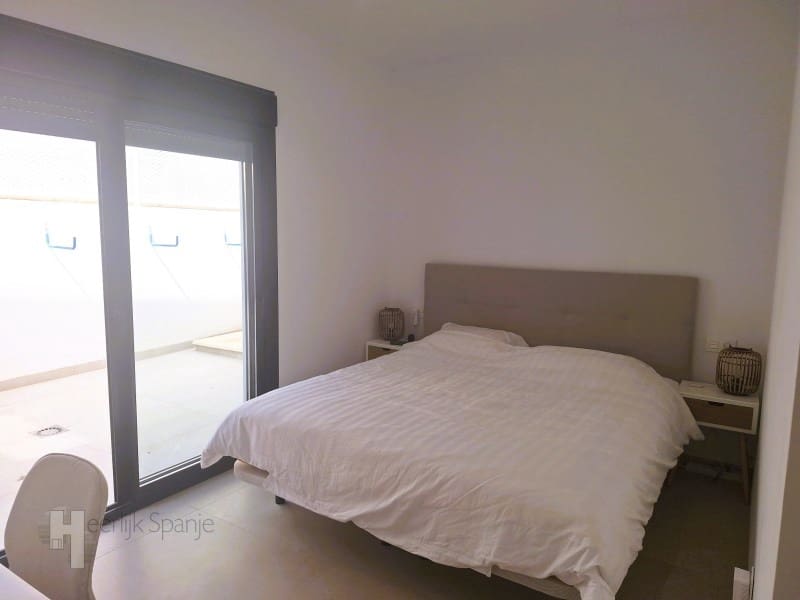 Chalet de 3 habitaciones en Santiago de la Ribera en venta - 420.000 € (Ref: 9215598)