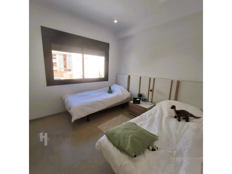 Chalet de 3 habitaciones en Santiago de la Ribera en venta - 420.000 € (Ref: 9215598)