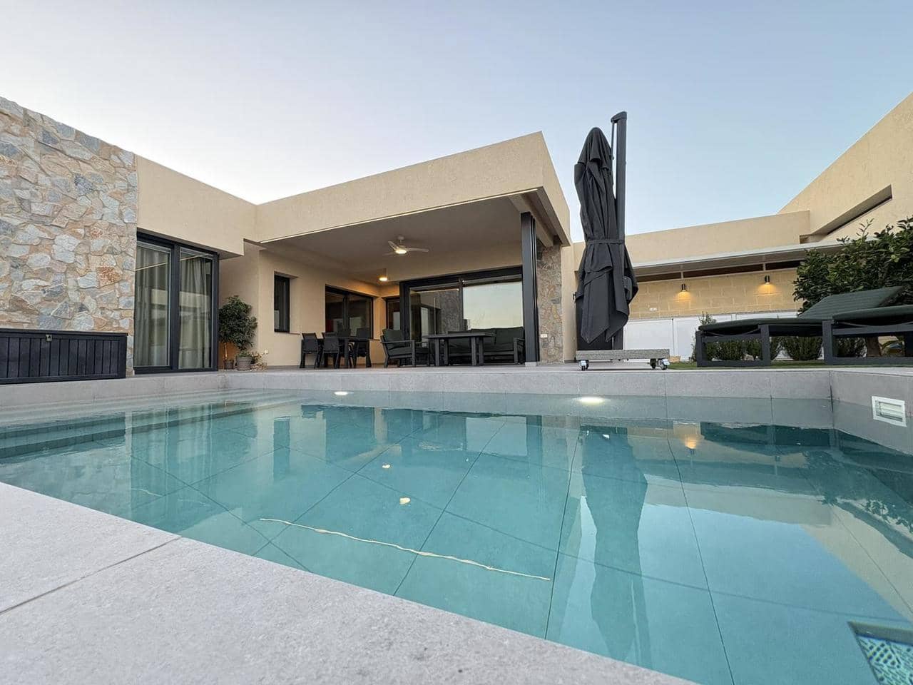 2 bedroom Villa for sale in Banos y Mendigo with pool garage - € 539,000 (Ref: 9306796)