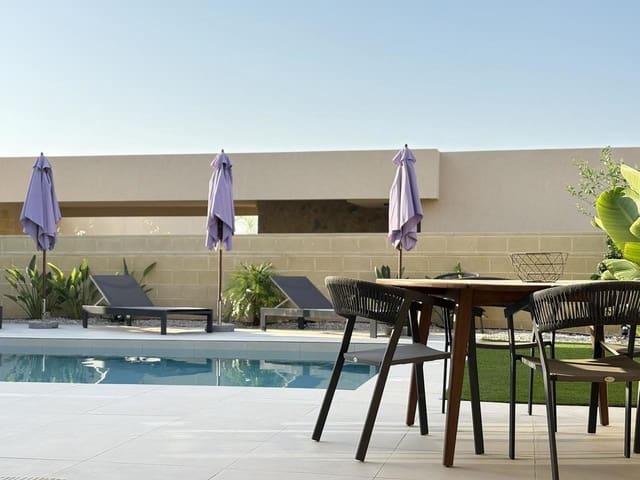 Chalet de 4 habitaciones en Baños y Mendigo, Murcia ciudad en venta con piscina garaje - 595.000 € (Ref: 9306804)