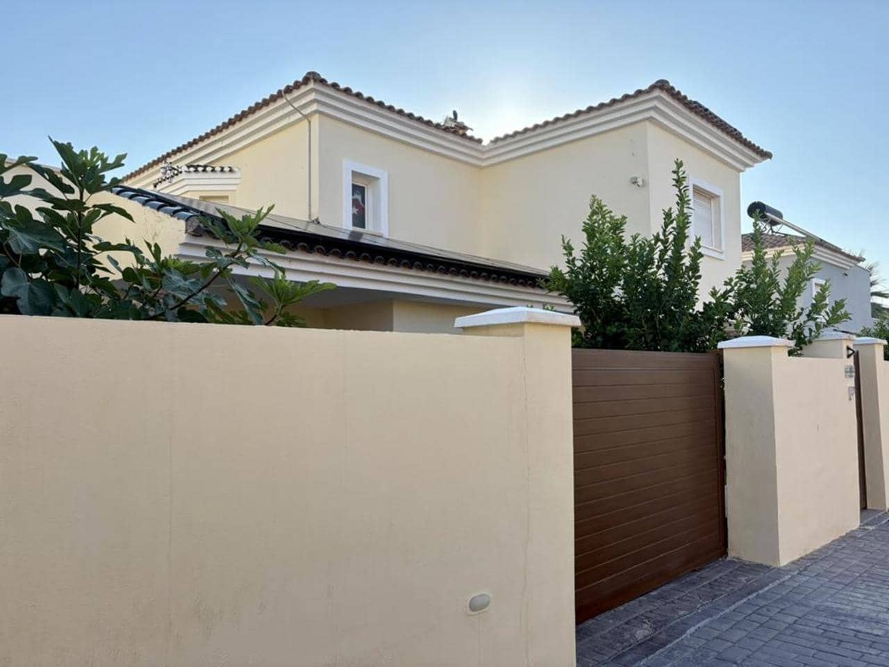 4 makuuhuone Huvila myytävänä paikassa Banos y Mendigo mukana uima-altaan - 475 000 € (Ref: 9306815)