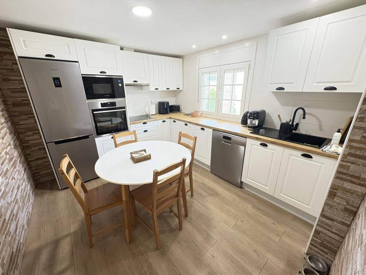 4 makuuhuone Huvila myytävänä paikassa Banos y Mendigo mukana uima-altaan - 475 000 € (Ref: 9306815)