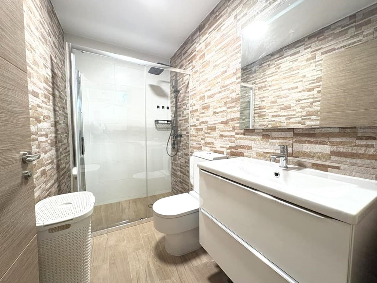 4 makuuhuone Huvila myytävänä paikassa Banos y Mendigo mukana uima-altaan - 475 000 € (Ref: 9306815)