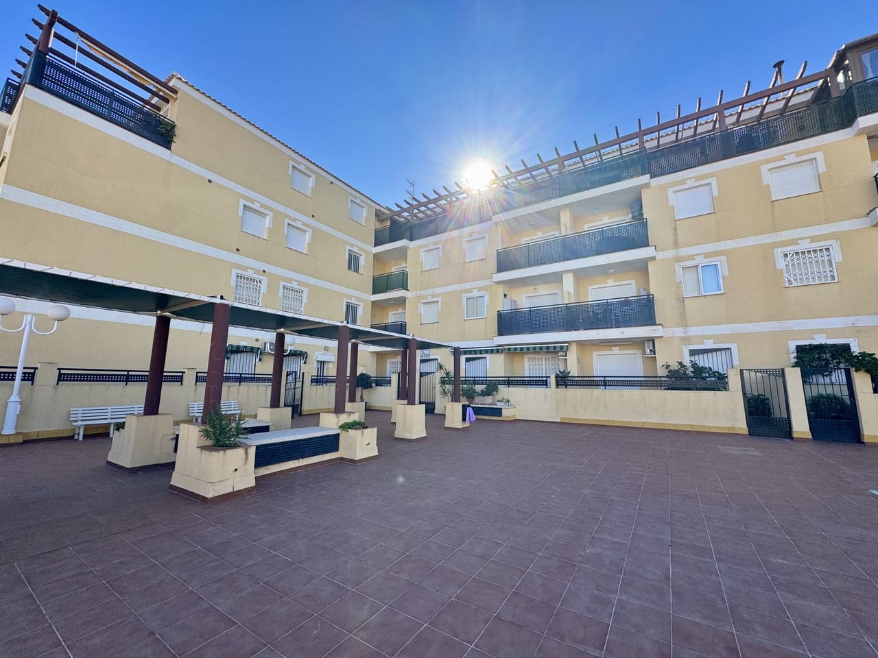 2 chambre Appartement à vendre à Mar de Cristal avec piscine - 150 000 € (Ref: 9402585)