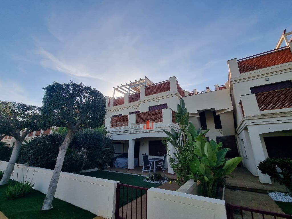 3 soverom Leilighet til salgs i Los Alcazares med svømmebasseng - € 259 000 (Ref: 9417436)