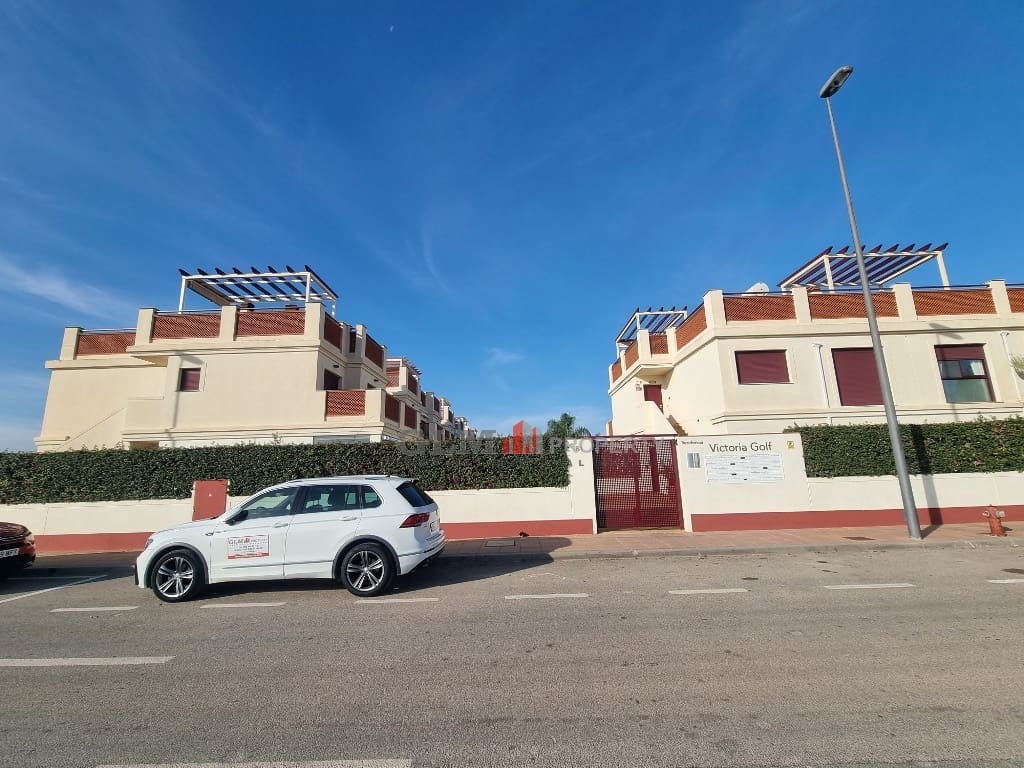 3 soverom Leilighet til salgs i Los Alcazares med svømmebasseng - € 259 000 (Ref: 9417436)