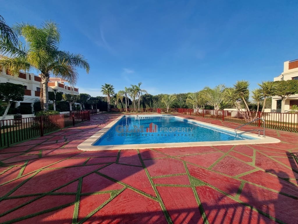 3 soverom Leilighet til salgs i Los Alcazares med svømmebasseng - € 259 000 (Ref: 9417436)