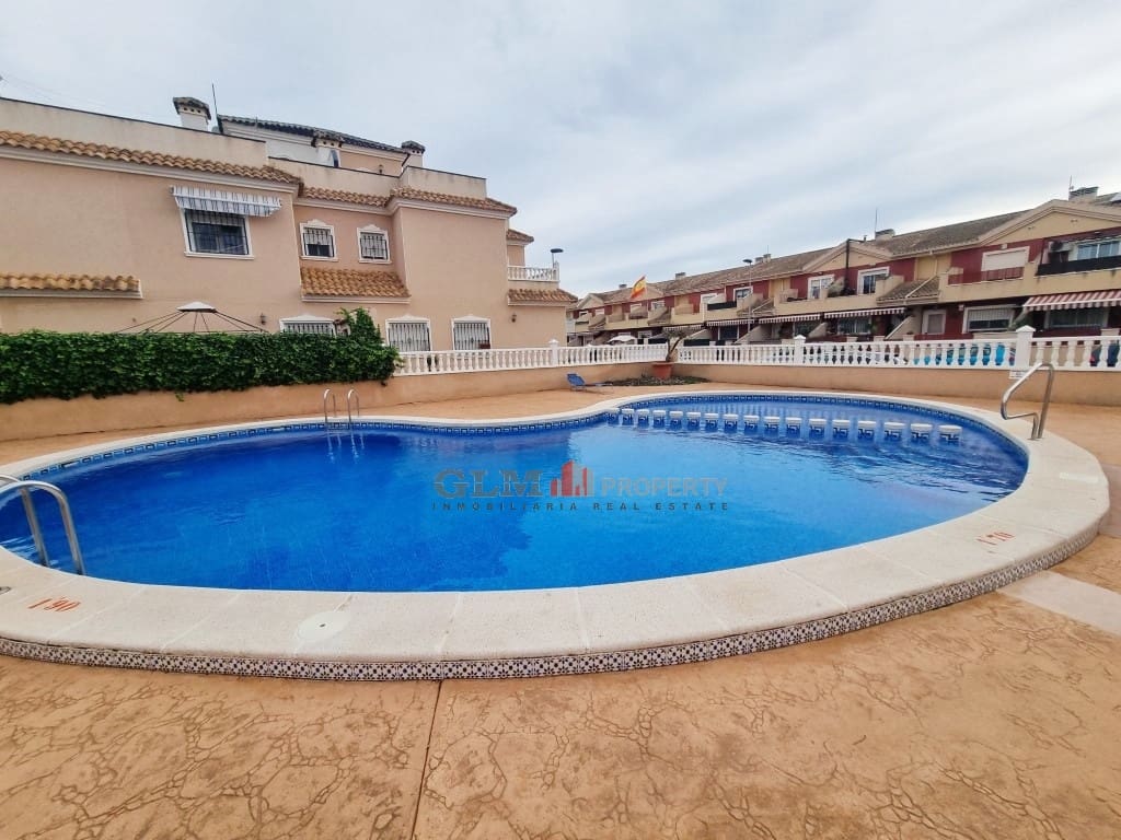 3 bedroom Apartment for sale in San Javier with pool - € 199,000 (Ref: 9431814)