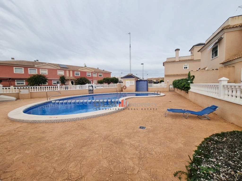 3 bedroom Apartment for sale in San Javier with pool - € 199,000 (Ref: 9431814)