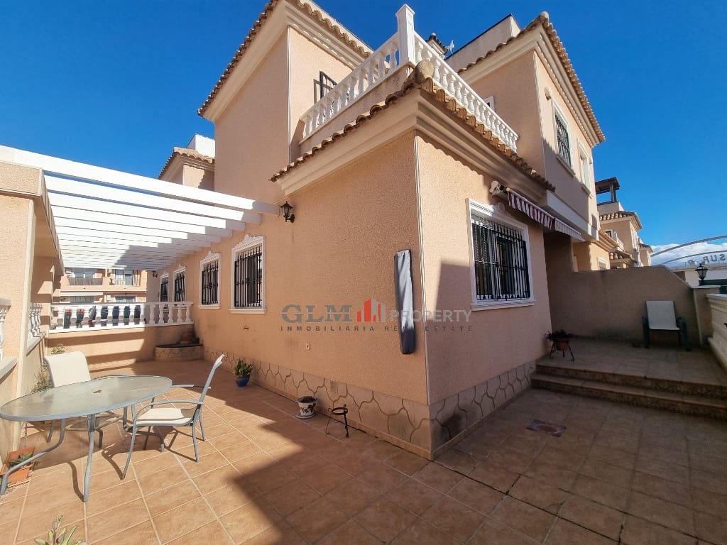 3 bedroom Apartment for sale in San Javier with pool - € 199,000 (Ref: 9431814)