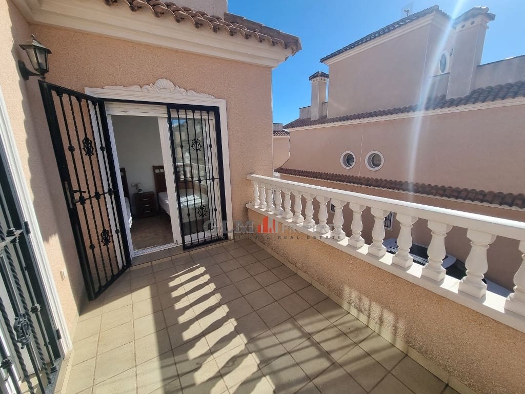 3 bedroom Apartment for sale in San Javier with pool - € 199,000 (Ref: 9431814)