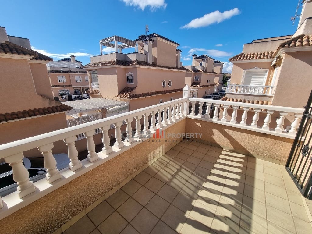 3 bedroom Apartment for sale in San Javier with pool - € 199,000 (Ref: 9431814)