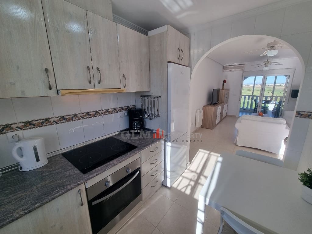 2 soverom Leilighet til salgs i Los Alcazares med svømmebasseng - € 169 000 (Ref: 9431817)