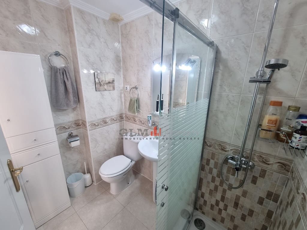 2 soverom Leilighet til salgs i Los Alcazares med svømmebasseng - € 169 000 (Ref: 9431817)