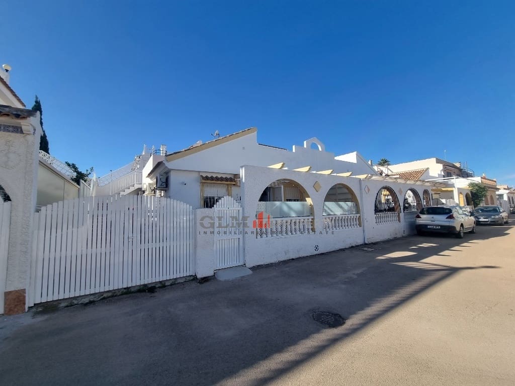 Apartamento de 2 habitaciones en Los Narejos en venta con piscina - 179.000 € (Ref: 9431818)