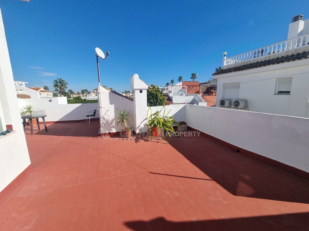 Apartamento de 2 habitaciones en Los Narejos en venta con piscina - 179.000 € (Ref: 9431818)
