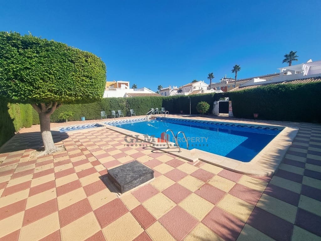 Apartamento de 2 habitaciones en Los Narejos en venta con piscina - 179.000 € (Ref: 9431818)