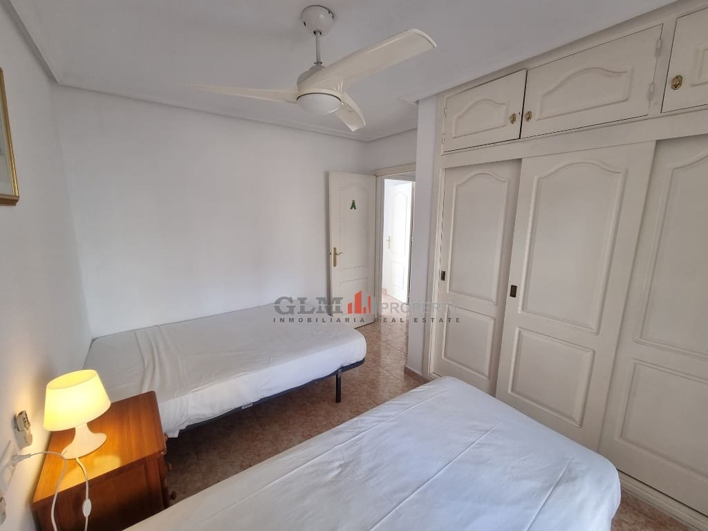 Apartment for sale in Los Alcazares with pool - € 229,000 (Ref: 9431820)