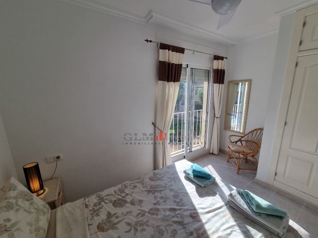 3 bedroom Apartment for sale in Los Alcazares with pool - € 189,000 (Ref: 9431823)