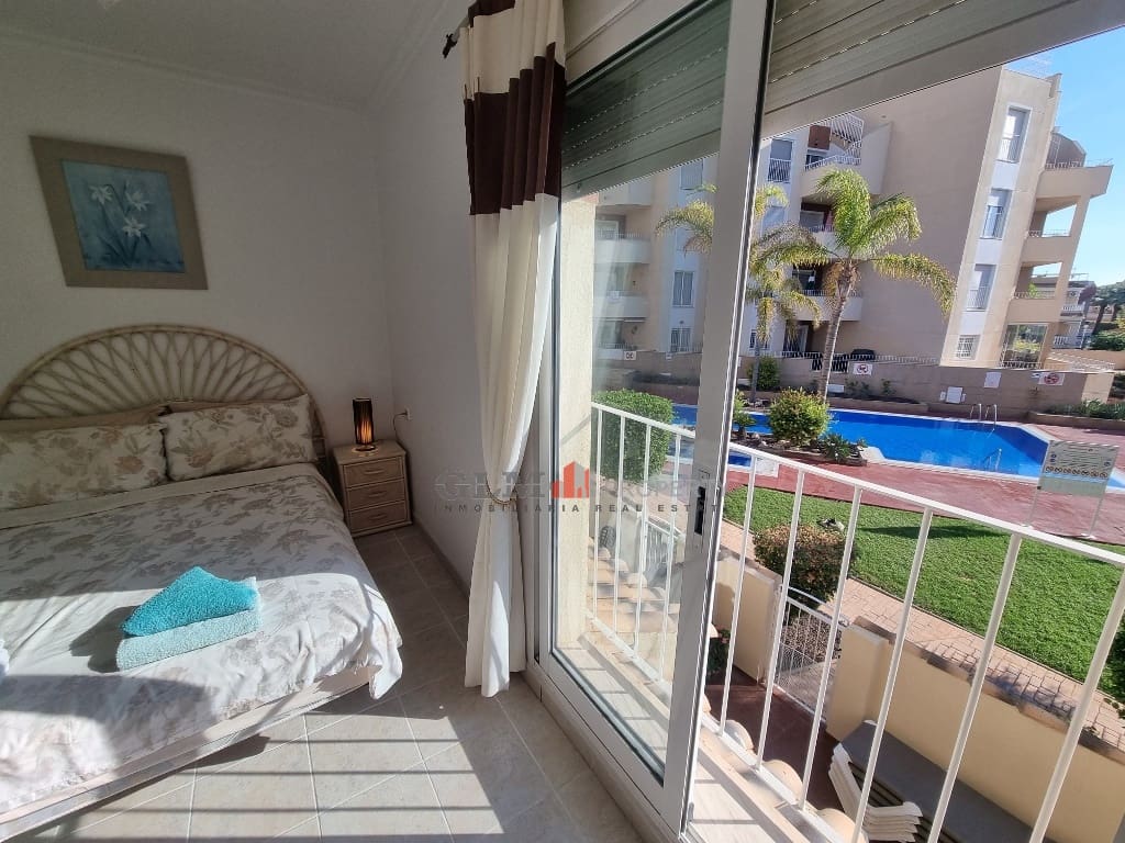 3 bedroom Apartment for sale in Los Alcazares with pool - € 189,000 (Ref: 9431823)
