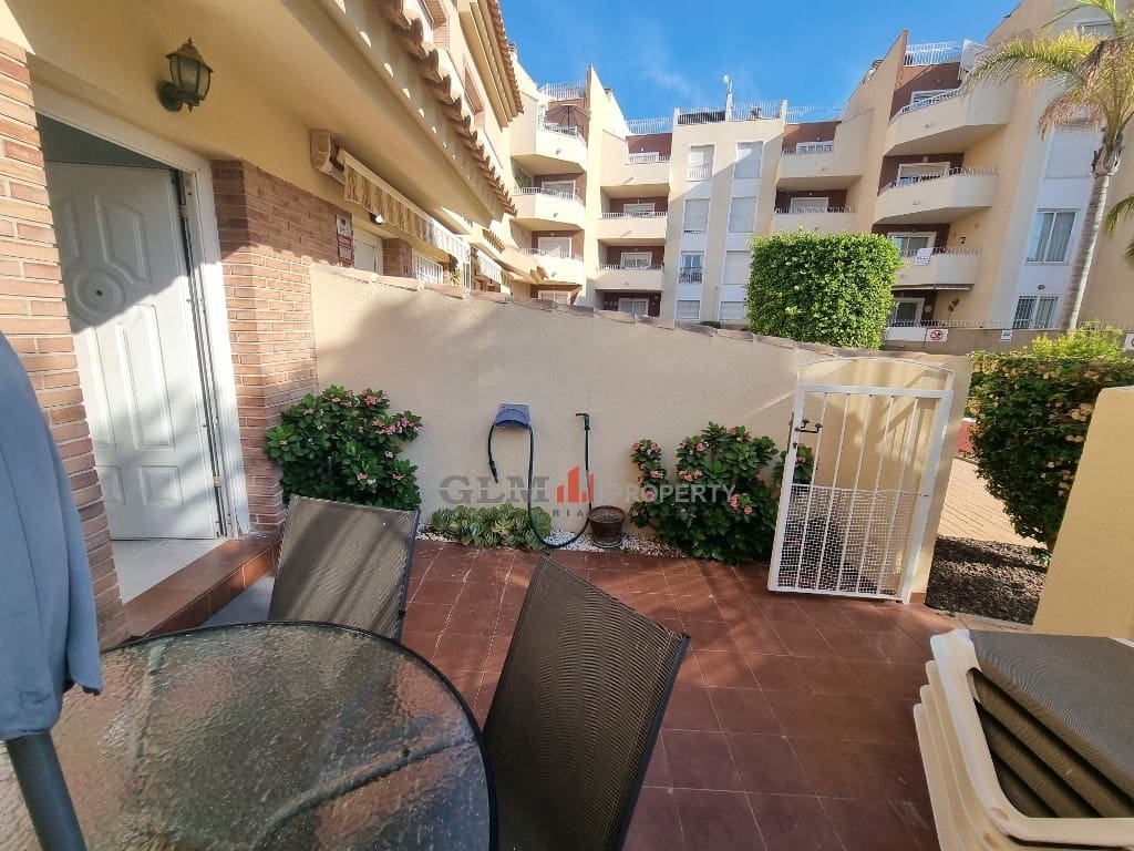 3 bedroom Apartment for sale in Los Alcazares with pool - € 189,000 (Ref: 9431823)