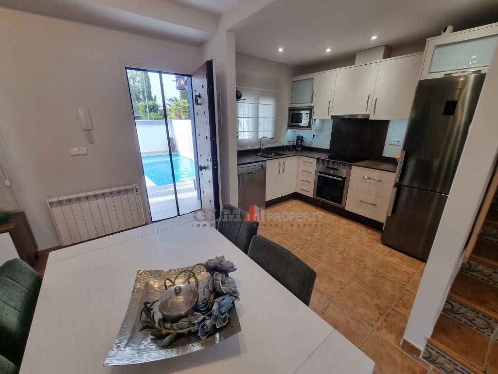 4 slaapkamer Appartement te koop in Roda met zwembad - € 269.000 (Ref: 9443654)