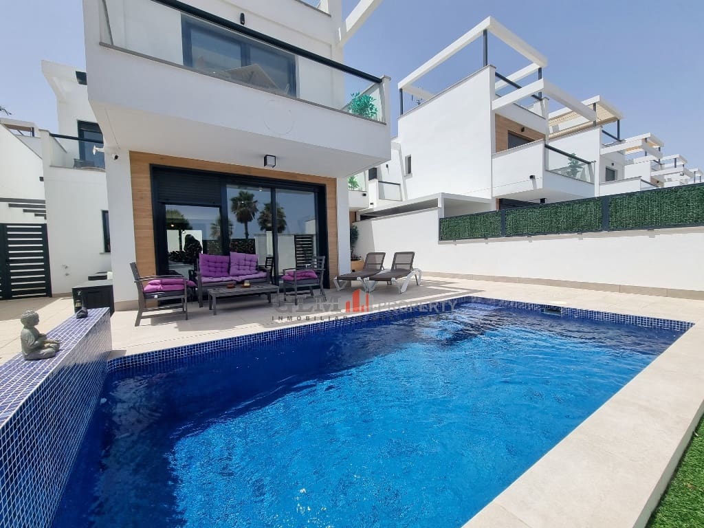 3 makuuhuone Huoneisto myytävänä paikassa Roda mukana uima-altaan - 439 950 € (Ref: 9480660)