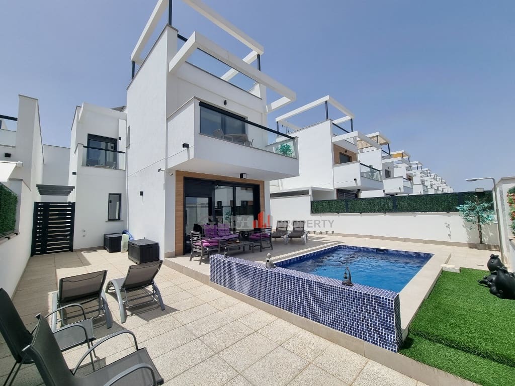 3 makuuhuone Huoneisto myytävänä paikassa Roda mukana uima-altaan - 439 950 € (Ref: 9480660)