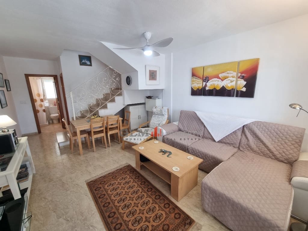 2 sovrum Lägenhet till salu i El Carmoli med pool - 140 000 € (Ref: 9480697)