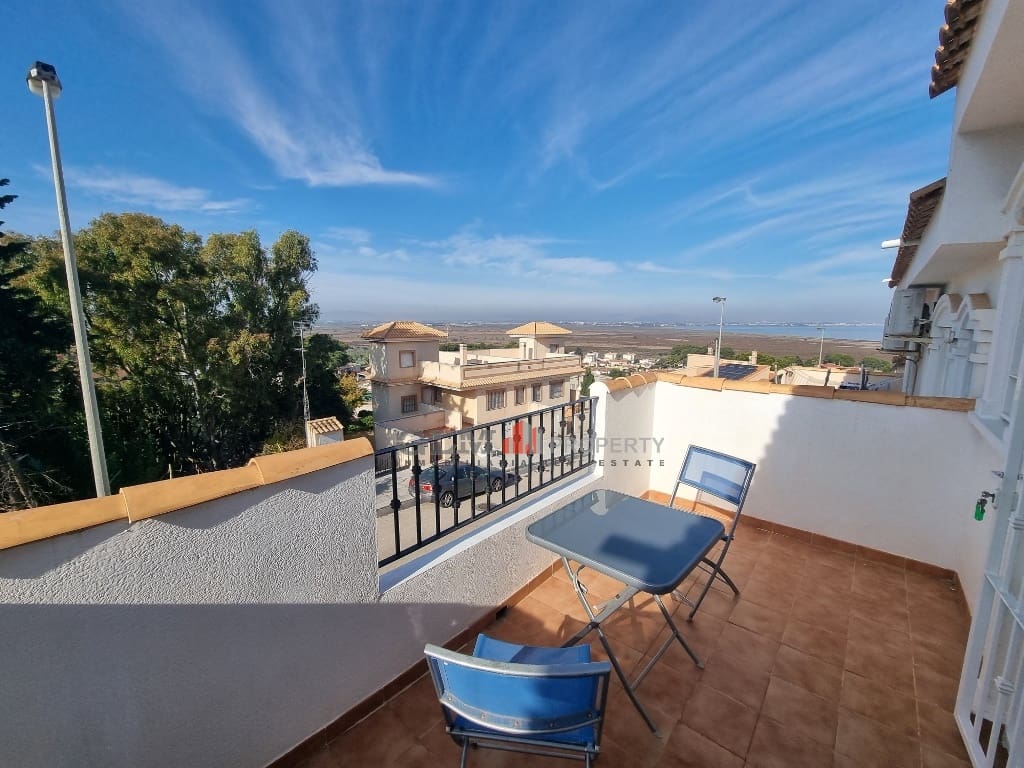 2 sovrum Lägenhet till salu i El Carmoli med pool - 140 000 € (Ref: 9480697)