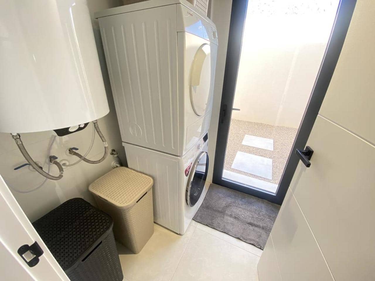 4 quarto Moradia para venda em Fuente Alamo de Murcia com piscina garagem - 795 000 € (Ref: 9521528)