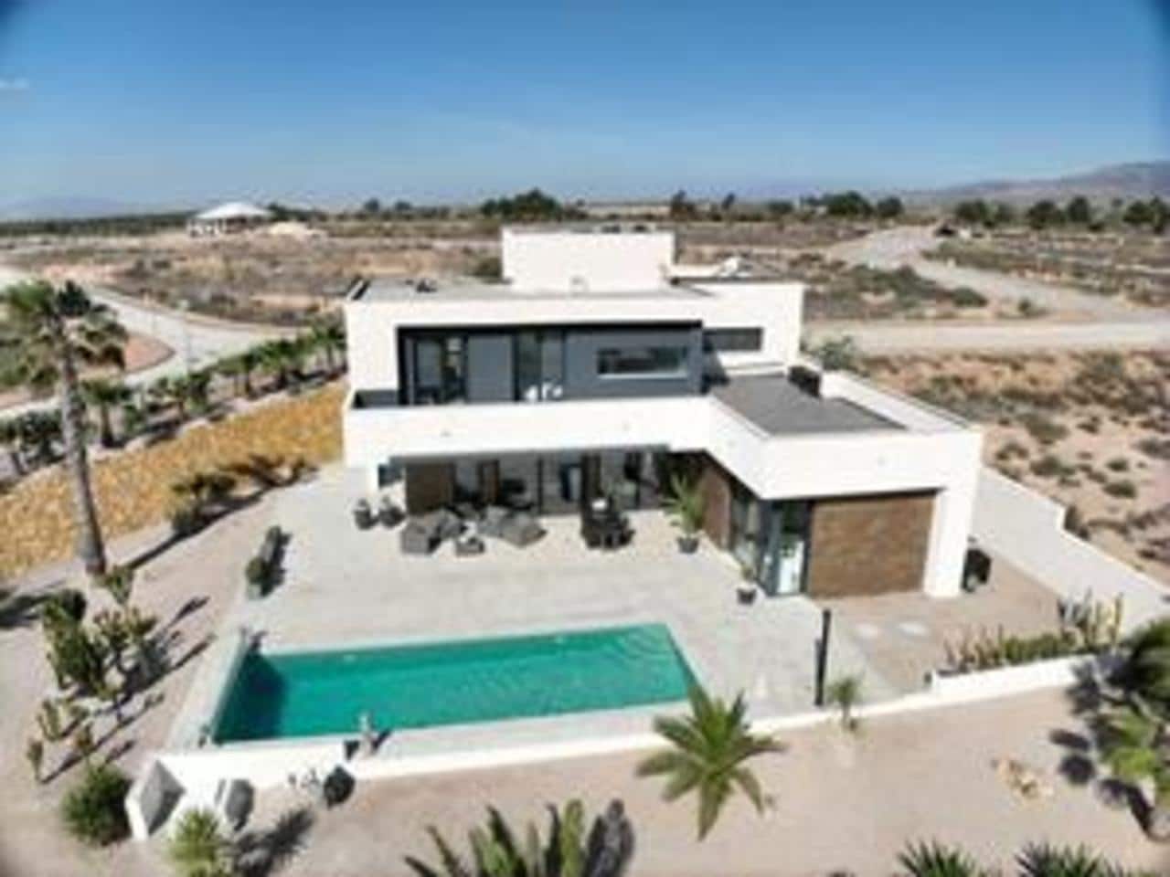 4 quarto Moradia para venda em Fuente Alamo de Murcia com piscina garagem - 795 000 € (Ref: 9521528)