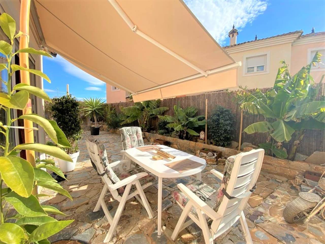 3 quarto Apartamento para venda em Banos y Mendigo com piscina - 180 000 € (Ref: 9521536)