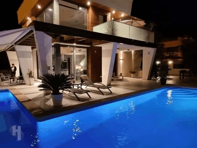 4 sypialnia Willa na sprzedaż w Lo Pagan, San Pedro del Pinatar - 649 000 € (Ref: 9537798)