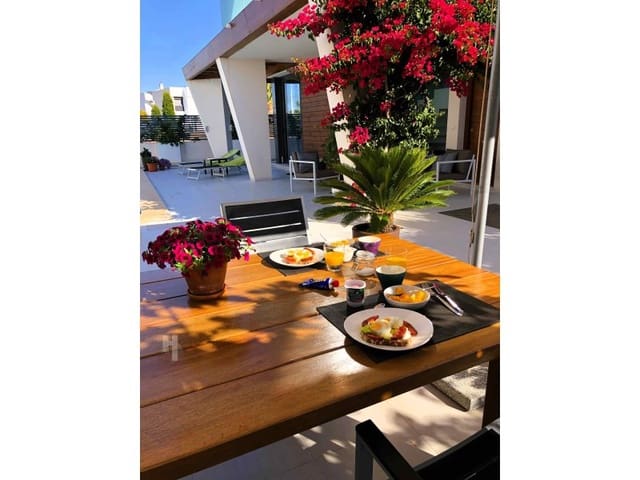 4 sypialnia Willa na sprzedaż w Lo Pagan, San Pedro del Pinatar - 649 000 € (Ref: 9537798)