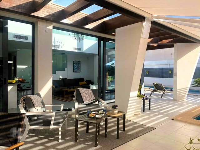 4 sypialnia Willa na sprzedaż w Lo Pagan, San Pedro del Pinatar - 649 000 € (Ref: 9537798)