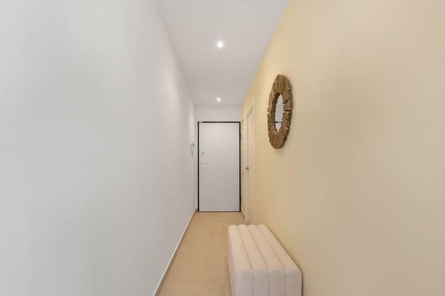 3 soveværelse Villa til salg i Los Alcázares med swimmingpool - € 539.900 (Ref: 9616958)