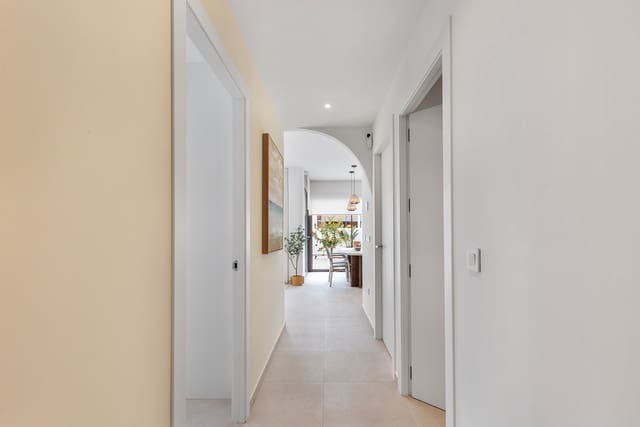 3 soveværelse Villa til salg i Los Alcázares med swimmingpool - € 539.900 (Ref: 9616958)