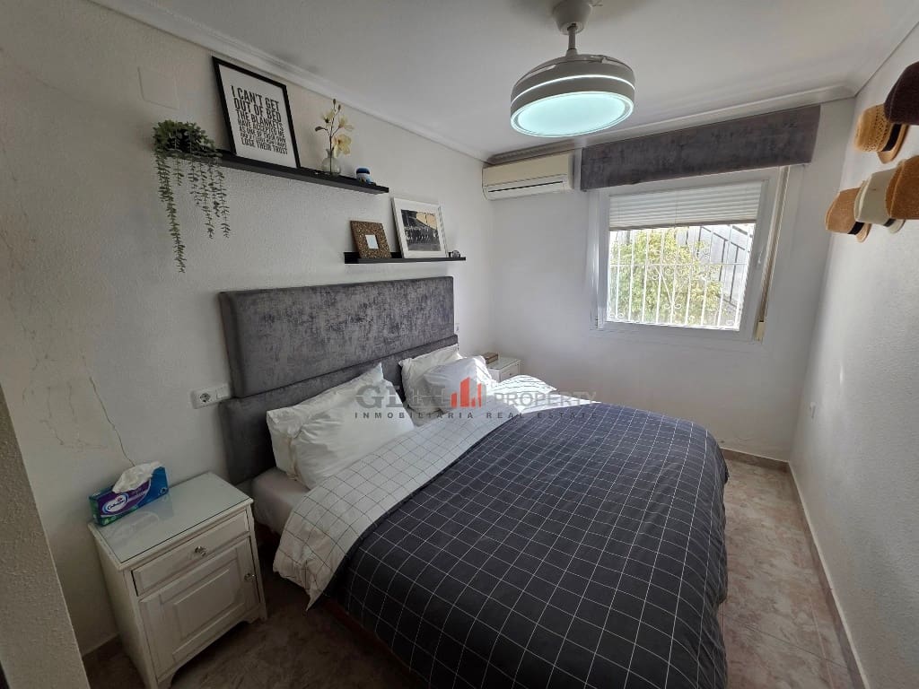 Apartamento de 3 habitaciones en Los Narejos en venta con piscina - 249.000 € (Ref: 9616959)