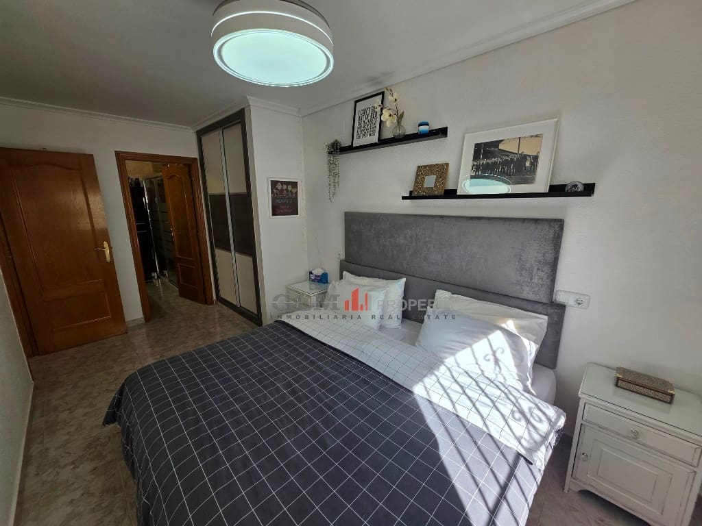 Apartamento de 3 habitaciones en Los Narejos en venta con piscina - 249.000 € (Ref: 9616959)